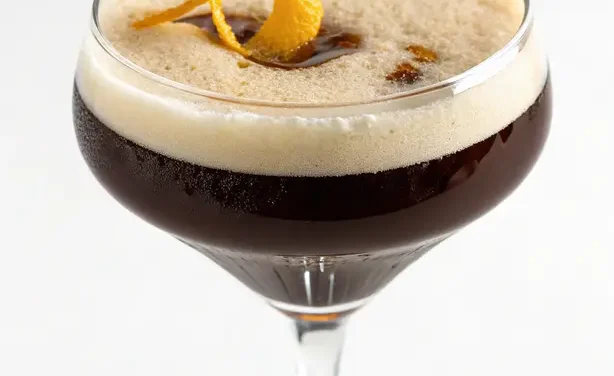Espresso Martini: The Sophisticated Coffee Cocktail